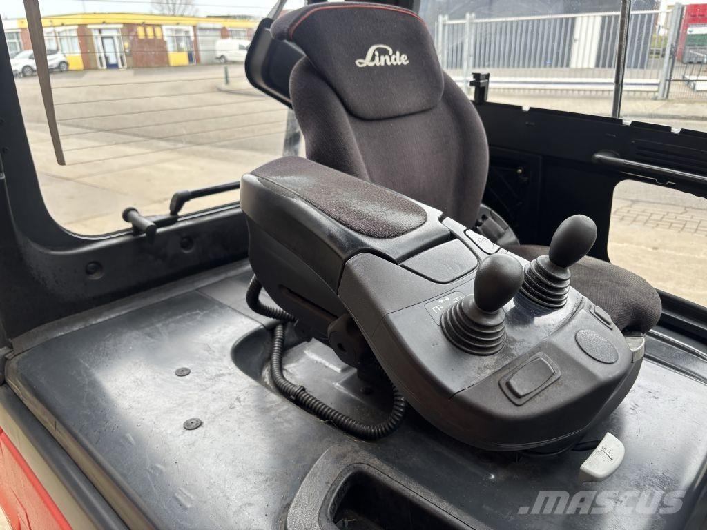 Linde E25HL-01/600 Wózki elektryczne