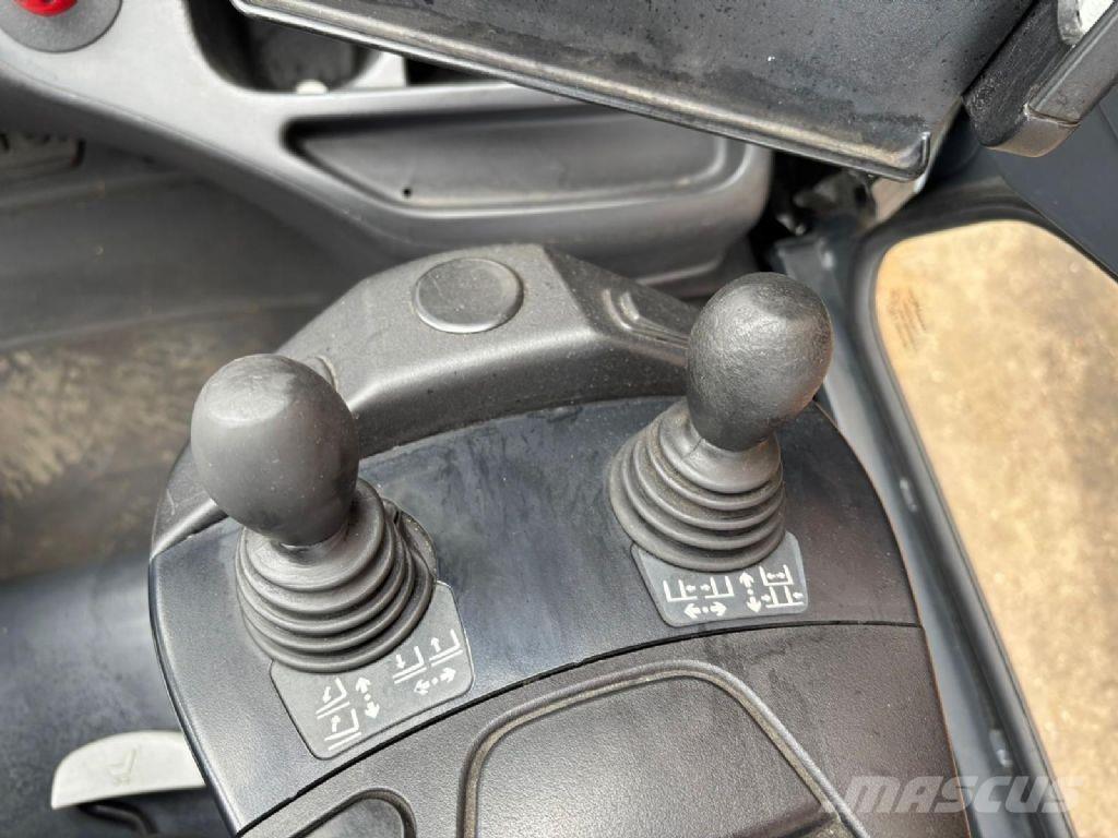 Linde E25HL-01/600 Wózki elektryczne