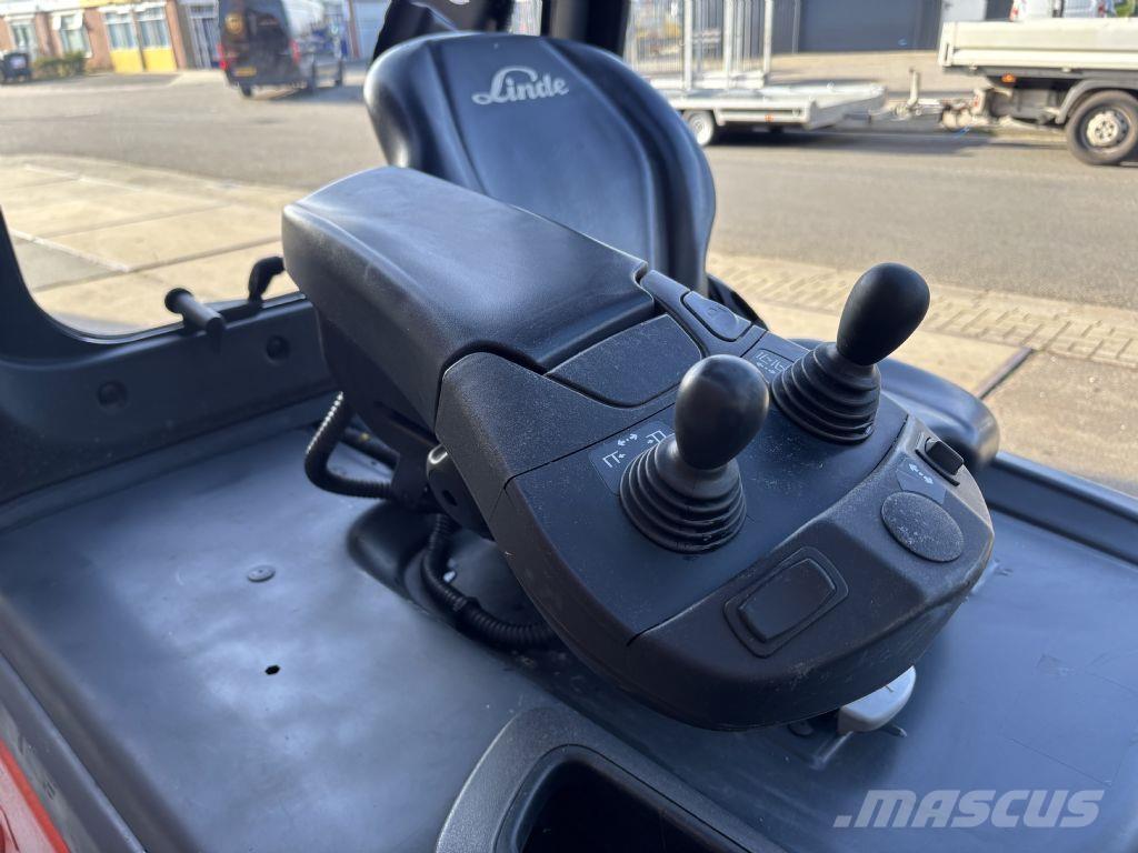 Linde E25HL-01/600 Wózki elektryczne