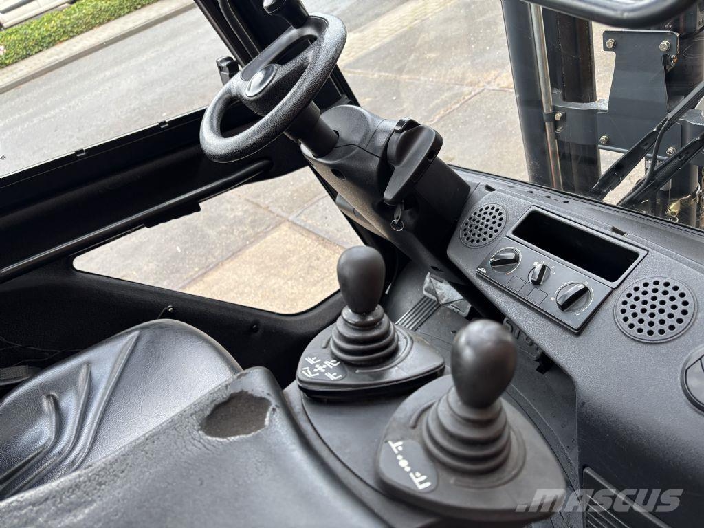 Linde H35T-01 Wózki LPG