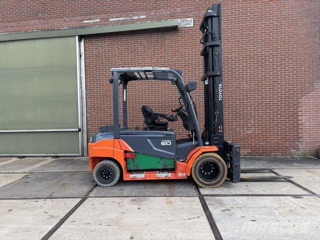 Toyota 8FBMT50 Wózki elektryczne