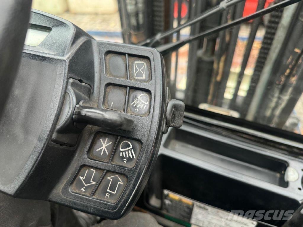 Yale GLP30VX Wózki LPG