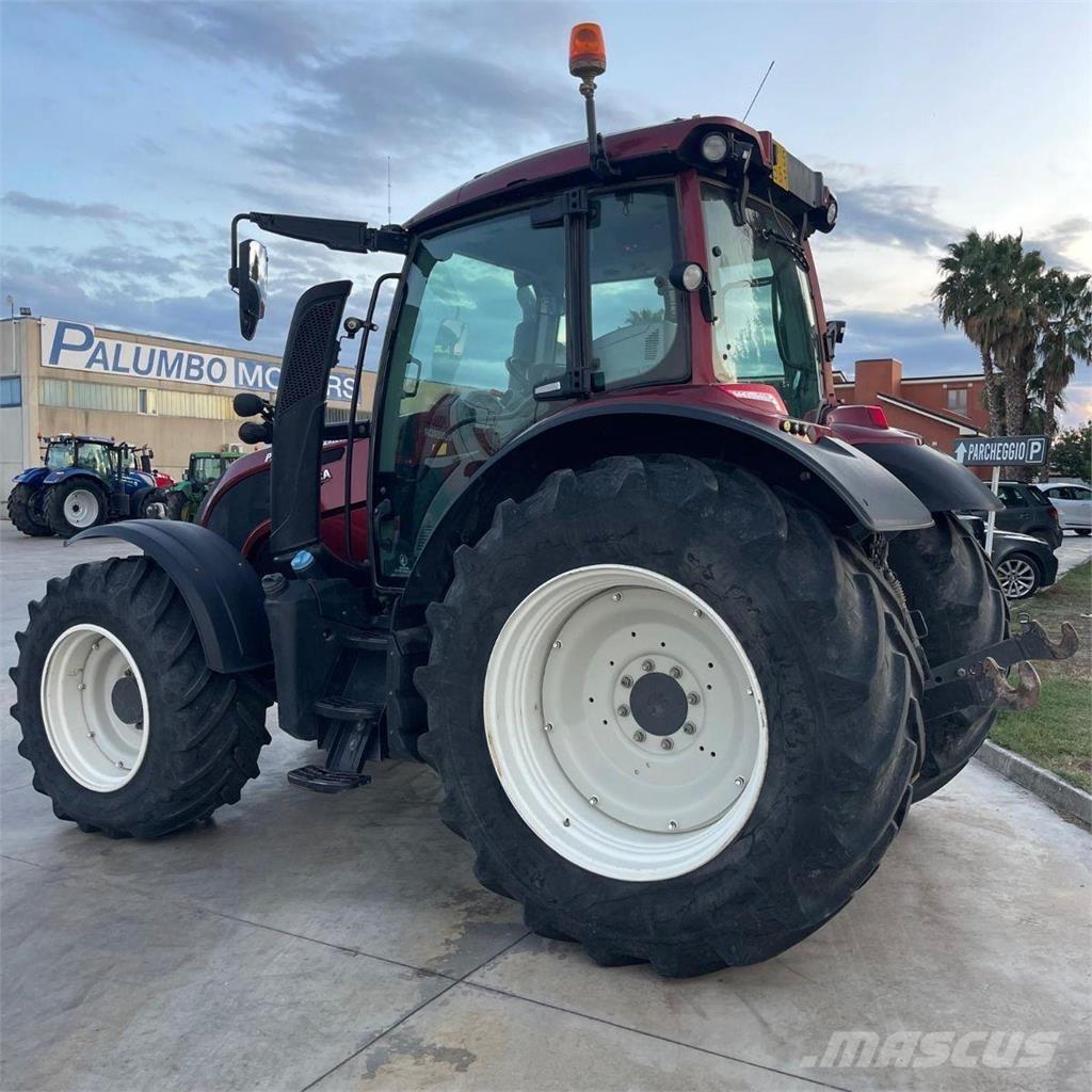 Valtra N174 Ciągniki rolnicze