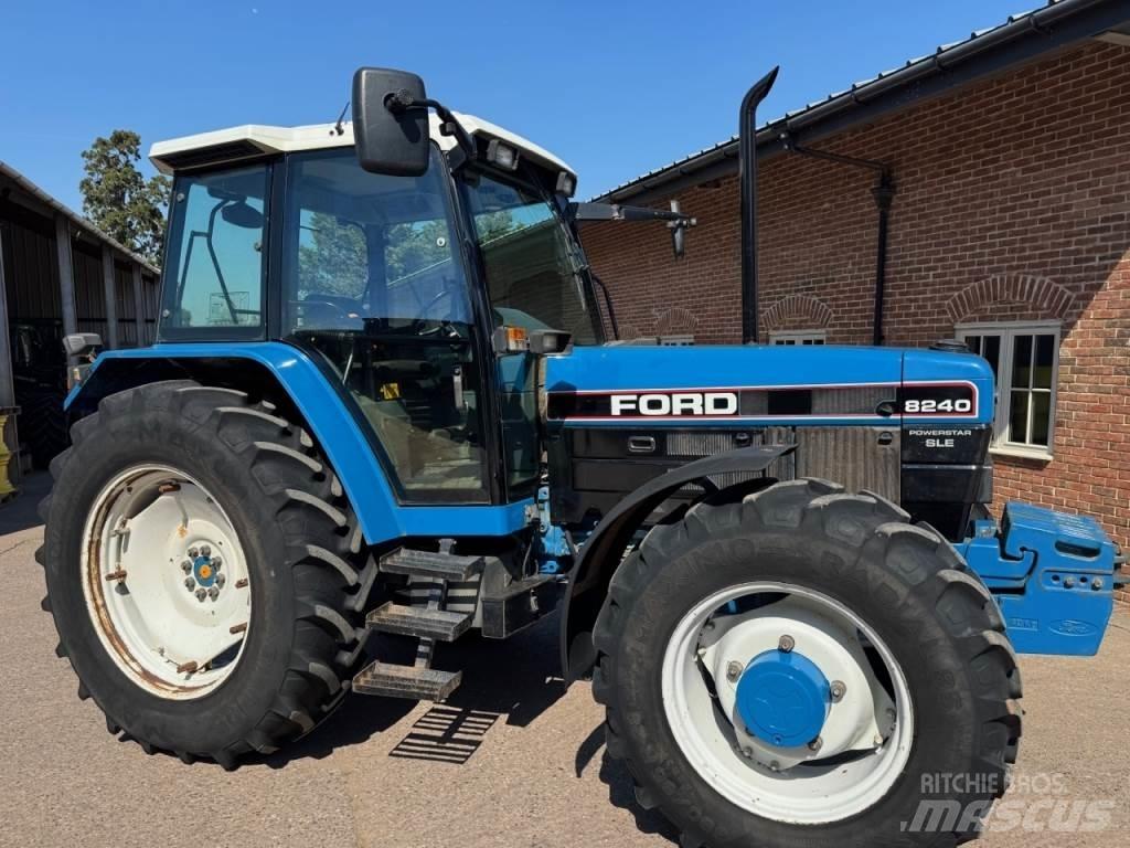 Ford 8240 SLE Ciągniki rolnicze