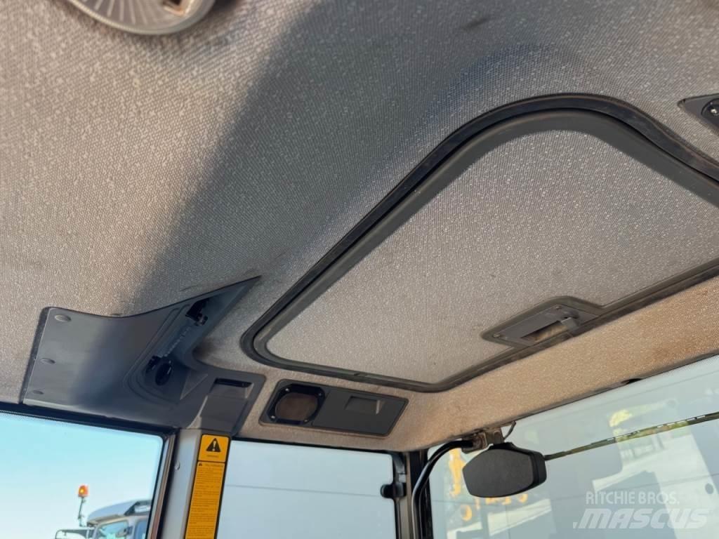 Ford 8240 SLE Ciągniki rolnicze