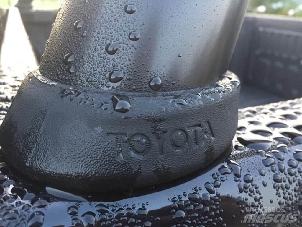 Toyota 718 Inne akcesoria do ciągników