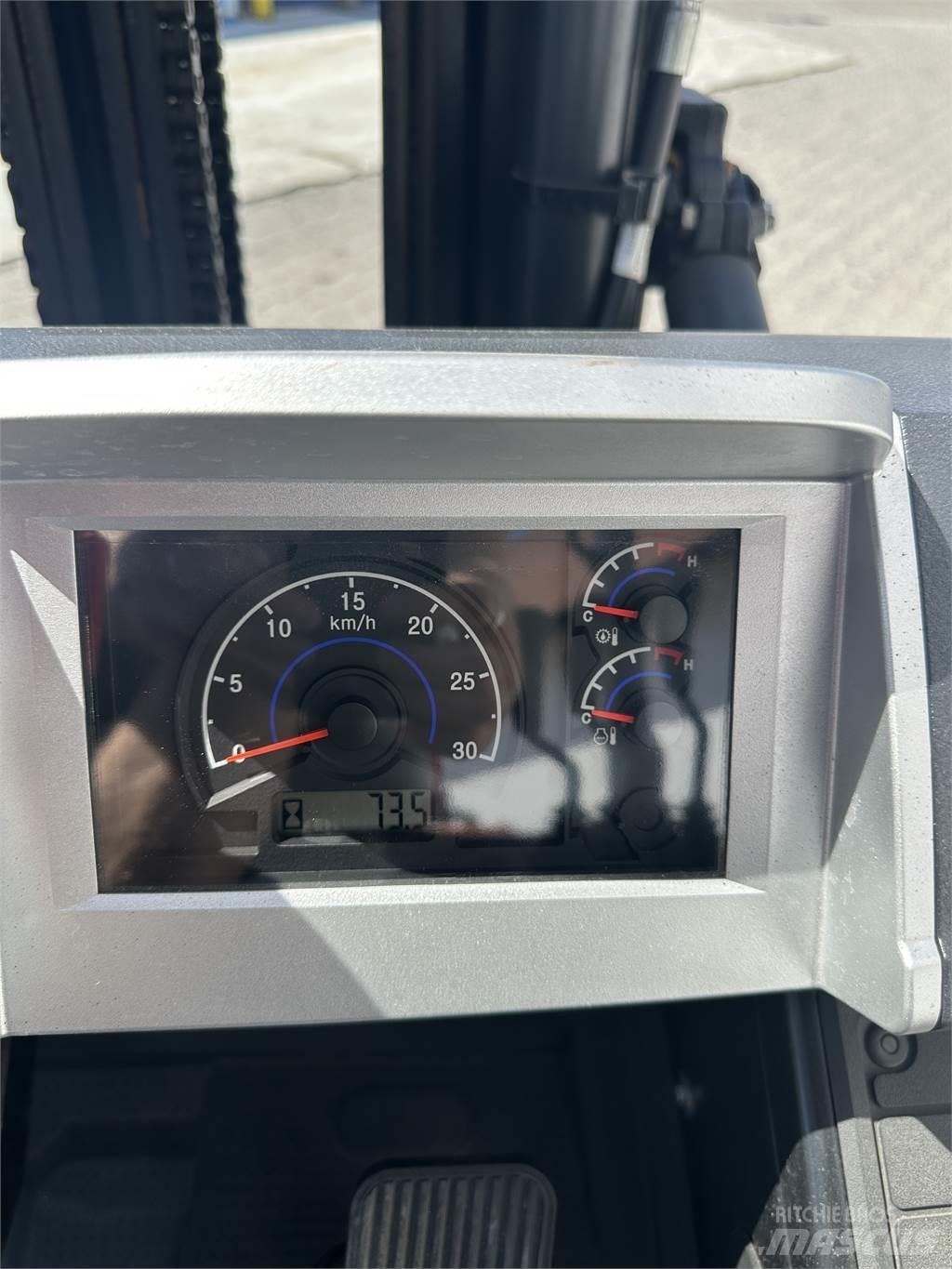 Doosan G30P-7 Maszyny budowlane - Inne