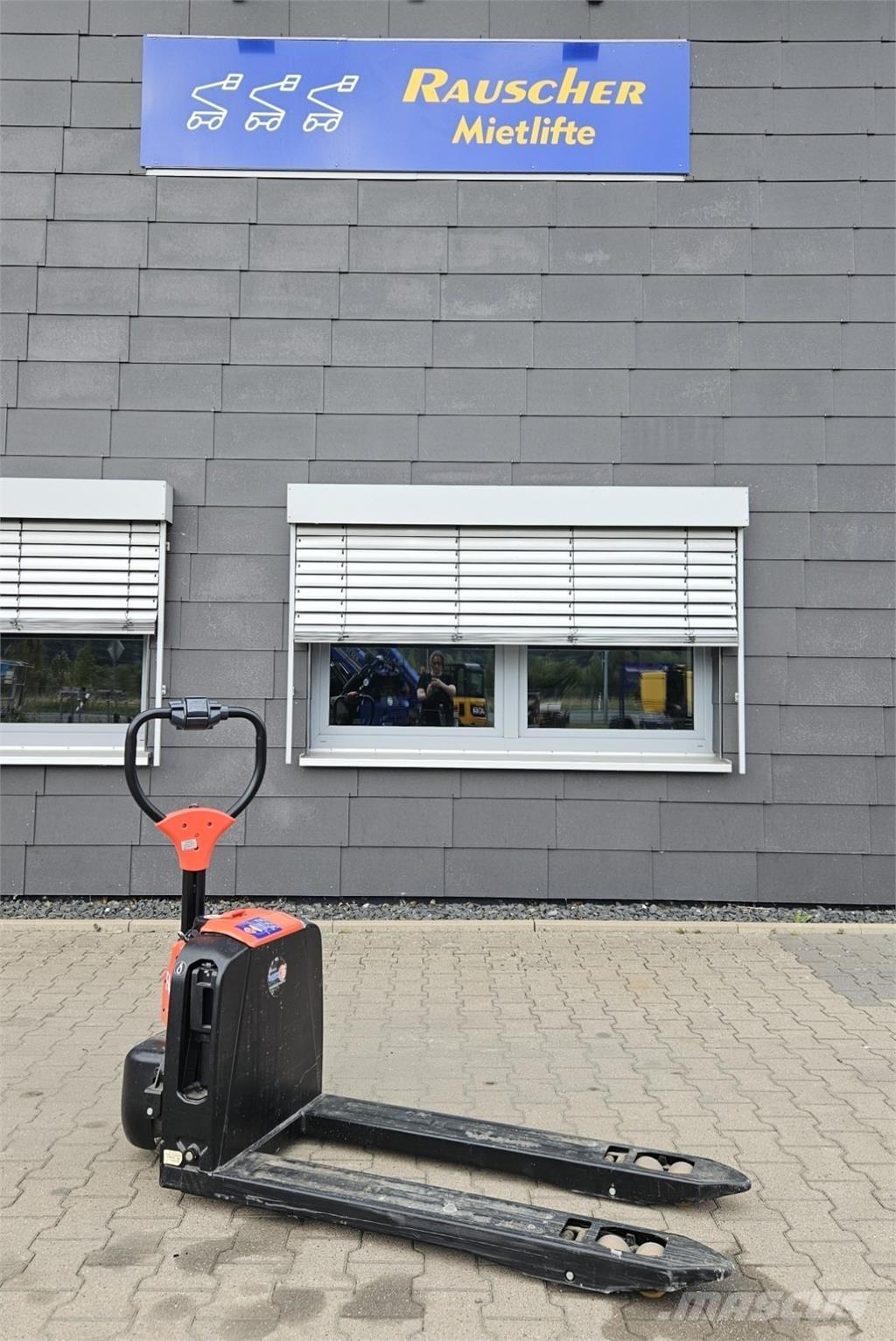EP Equipment F4 Maszyny budowlane - Inne