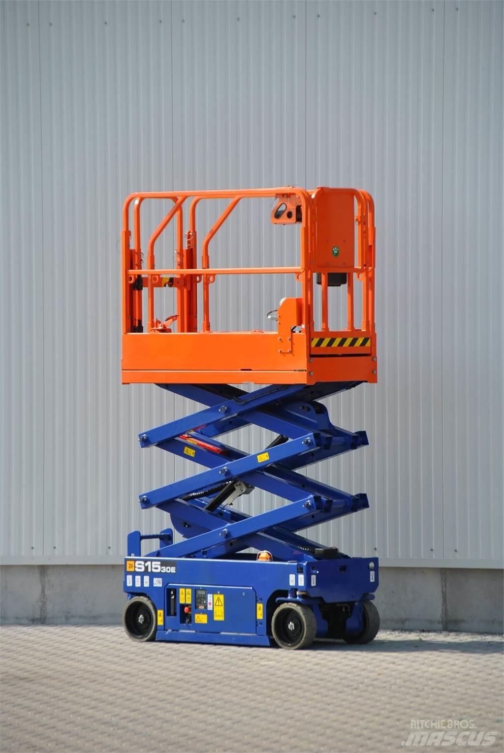 JCB S1530E Podnośniki nożycowe
