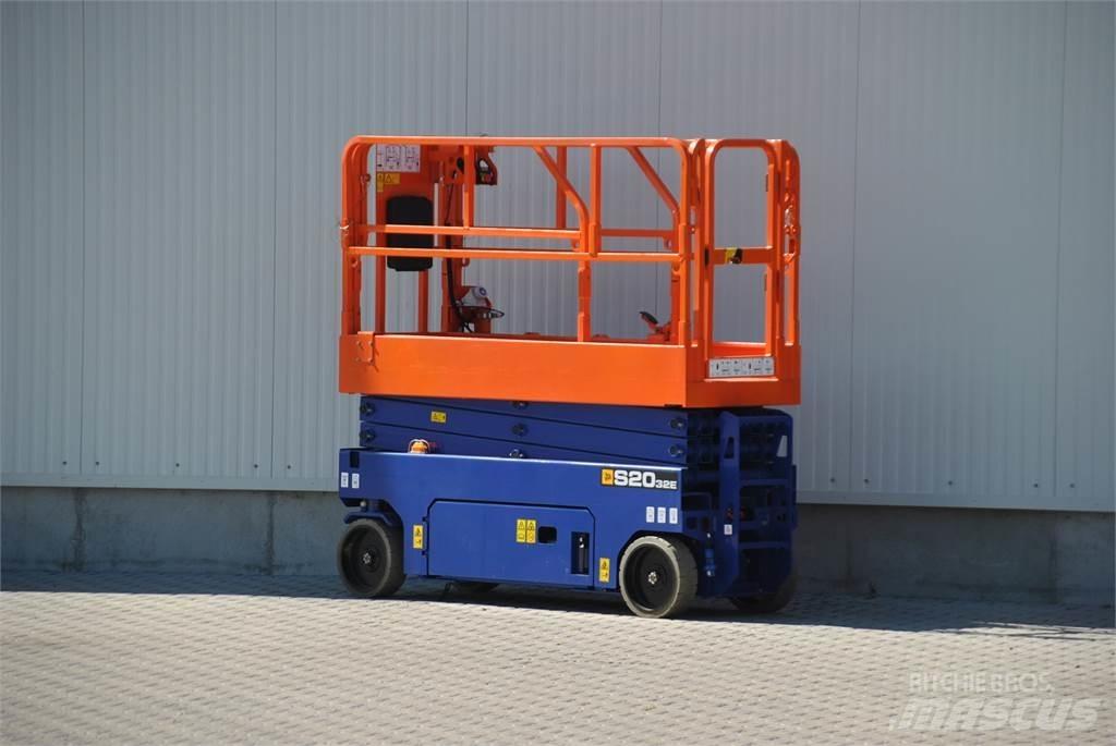 JCB S2032E Podnośniki nożycowe