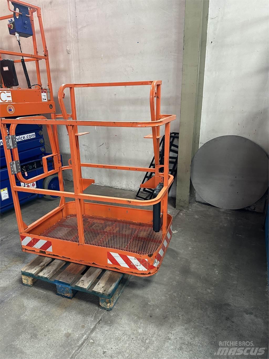 JLG 1001186387s Maszyny budowlane - Inne