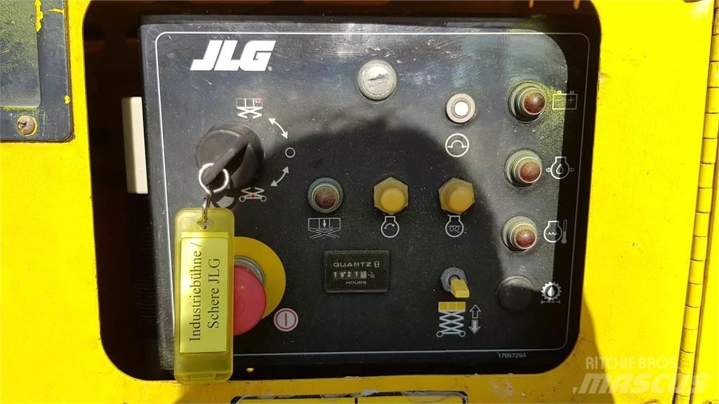 JLG 260 MRT-A Podnośniki nożycowe
