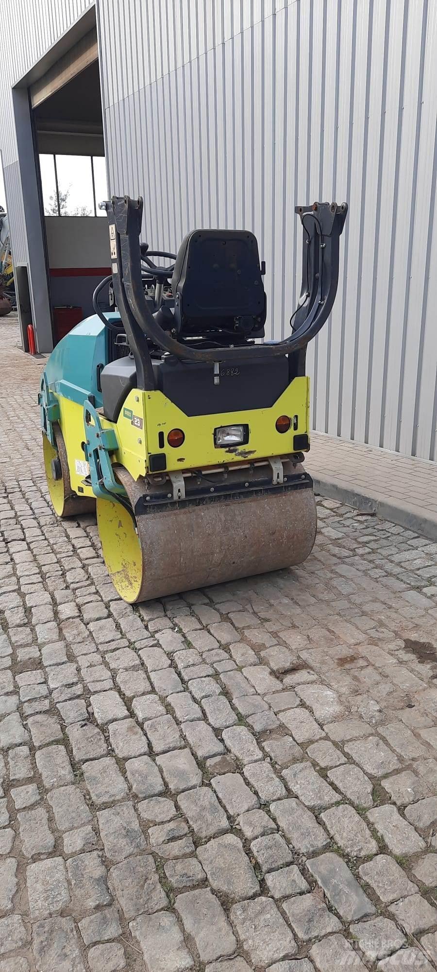 Ammann ARX23 Walce dwubębnowe