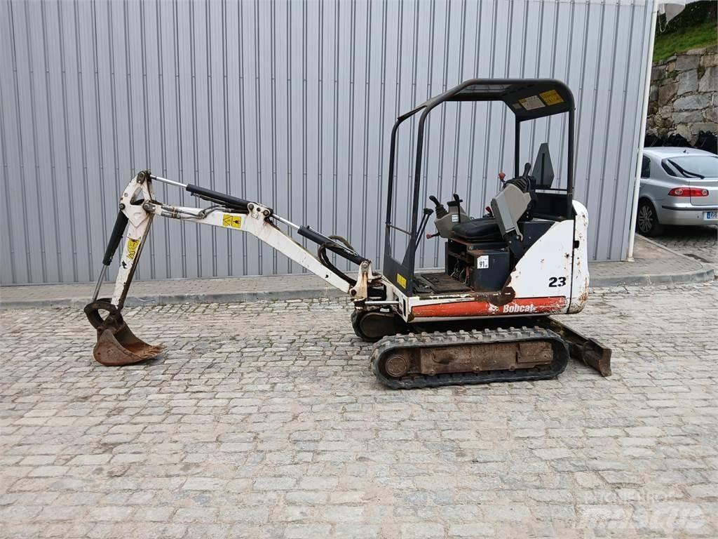 Bobcat 323 Minikoparki