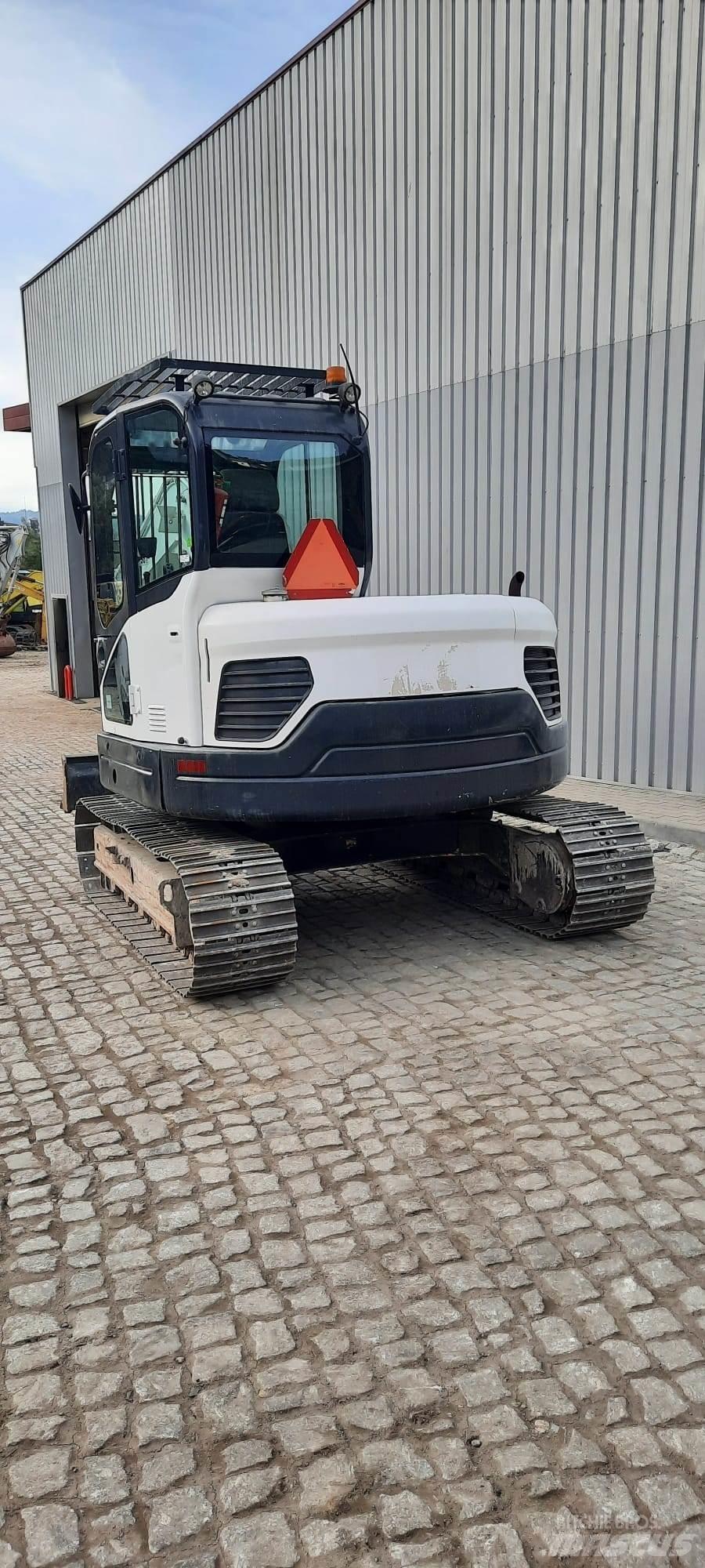 Bobcat E85 Minikoparki