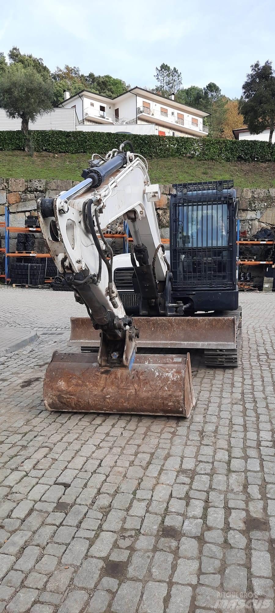 Bobcat E85 Minikoparki