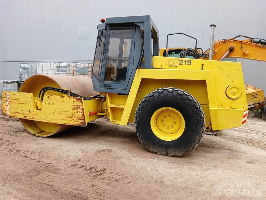 Bomag BW219D-2 Walce dwubębnowe