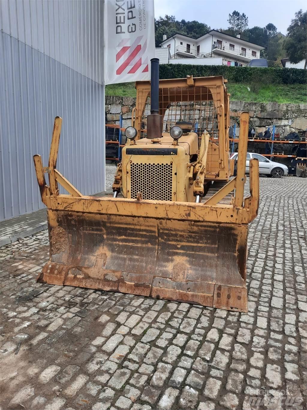 CAT D4E Spychacze-układarki rur