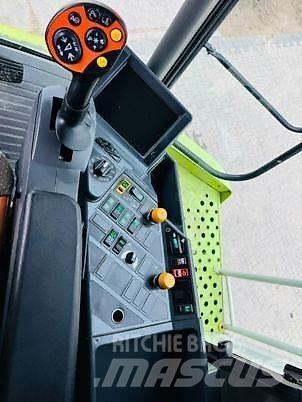 CLAAS LEXION 550 Kombajny zbożowe