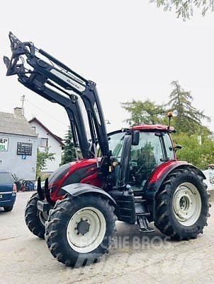 Valtra N104 Ciągniki rolnicze