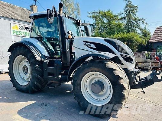 Valtra T254 Versu Ciągniki rolnicze