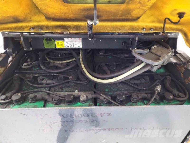 Aisle-Master AM20SHE Wózki widłowe do wąskich korytarzy