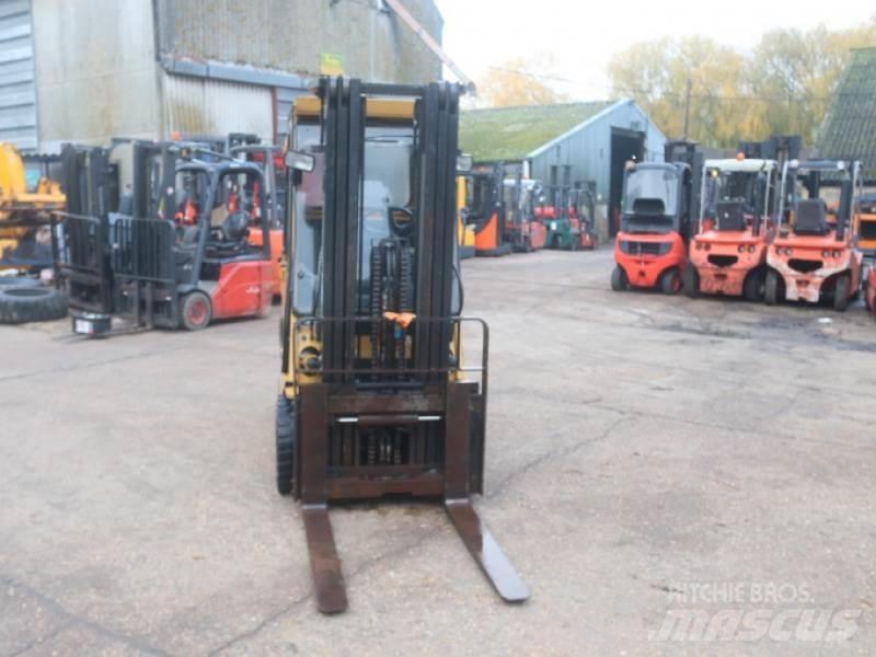 CAT GC30 Wózki LPG