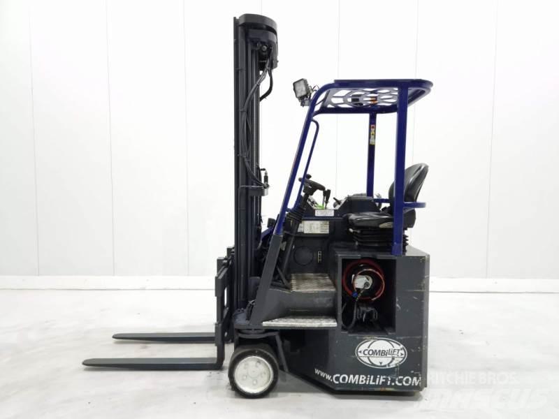 Combilift C3000CB Wózki LPG