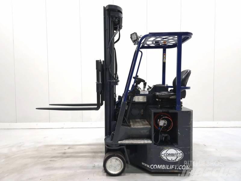 Combilift C3000CB Wózki LPG