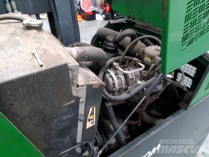 Combilift C4000 Wózki widłowe czterokierunkowe