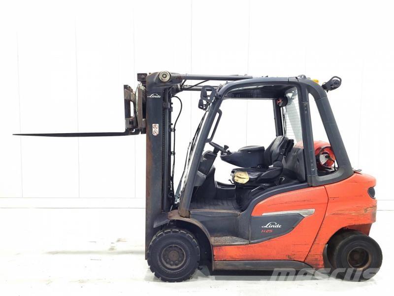 Linde H25T-01 Wózki LPG