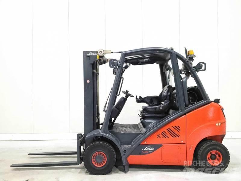 Linde H25T-02 Wózki LPG