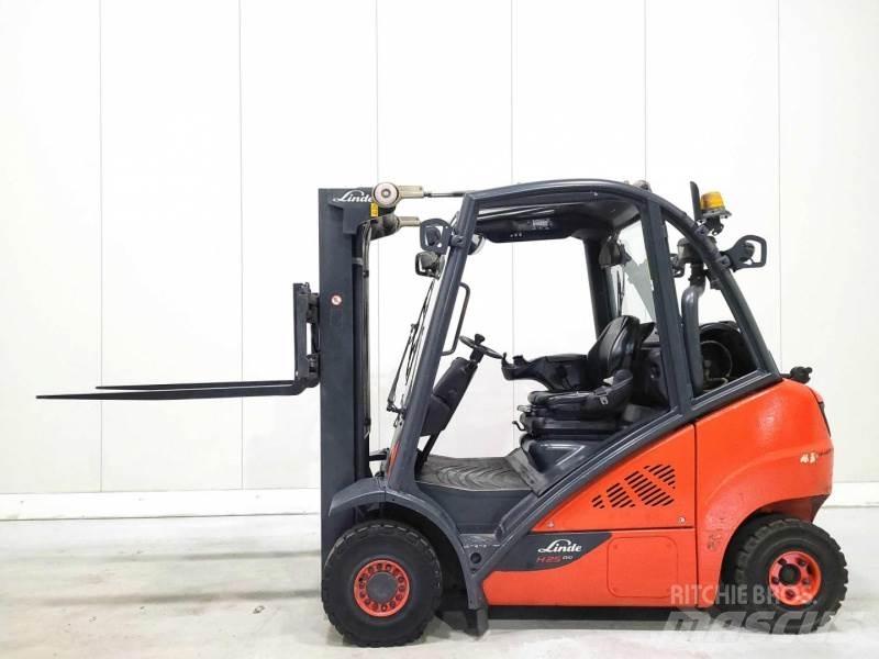 Linde H25T-02 Wózki LPG