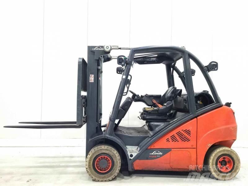 Linde H25T-02 Wózki LPG