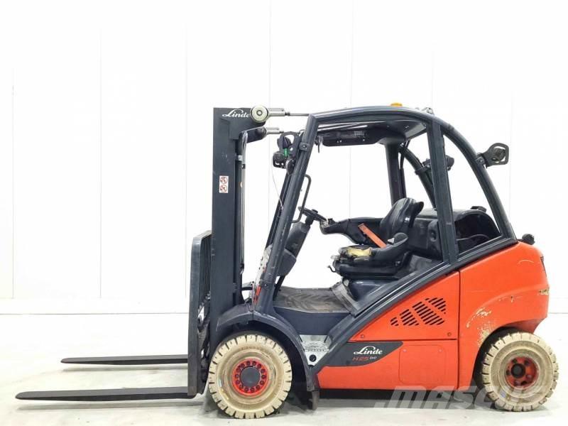 Linde H25T-02 Wózki LPG