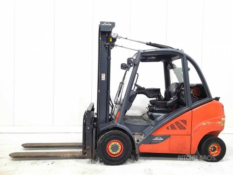 Linde H30T-02 Wózki LPG