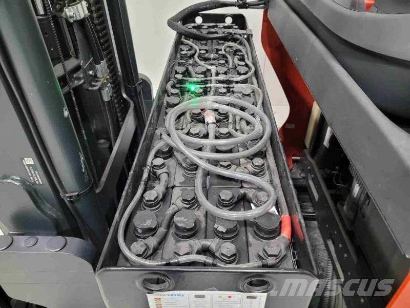 Linde R12B-01 Wózki widłowe wysokiego składowania