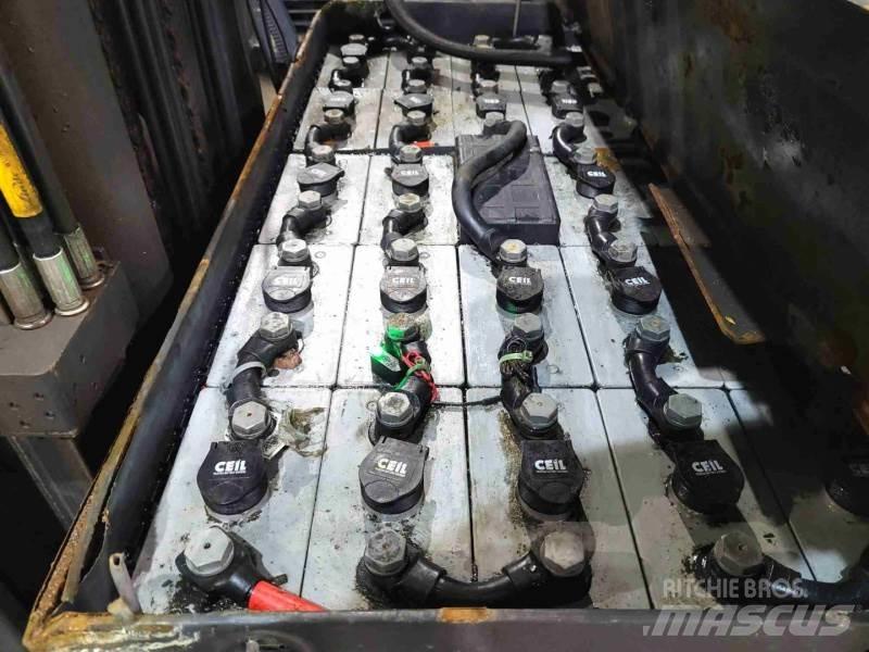Linde R16N-01 Wózki widłowe wysokiego składowania
