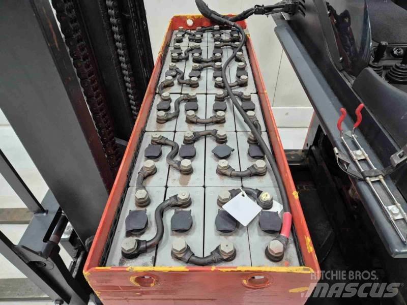 Linde R16S-12 Wózki widłowe wysokiego składowania