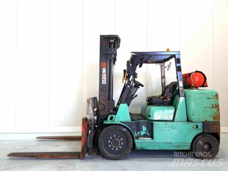 Mitsubishi FGC70K Wózki LPG