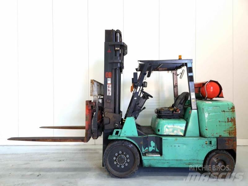 Mitsubishi FGC70K Wózki LPG