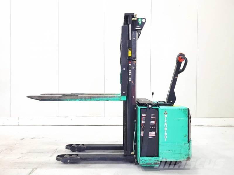 Mitsubishi SB12P Wózki paletowe ręczne.