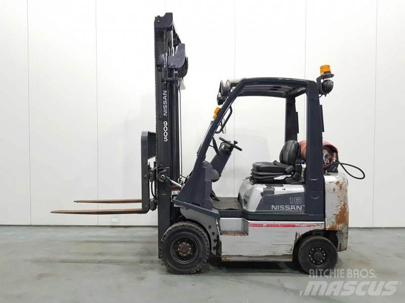 Nissan P1D1A18LQ Wózki LPG