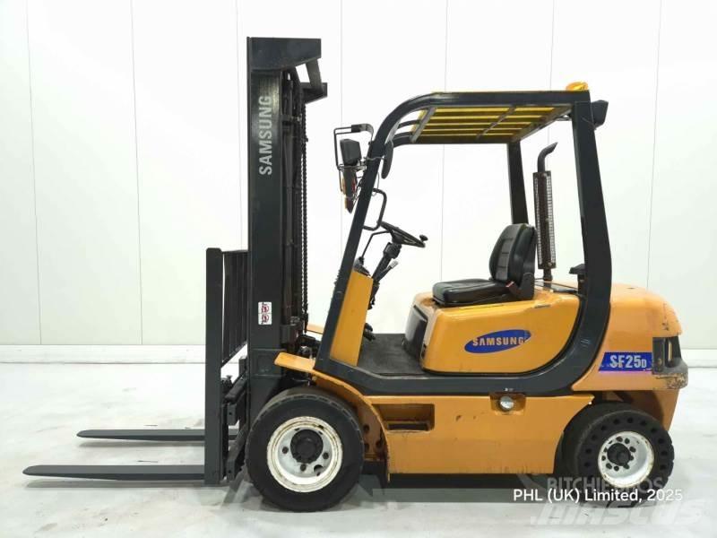 Samsung SF25D Wózki Diesla