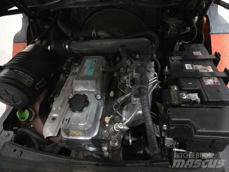 Toyota 52-8FDJF35 Wózki Diesla