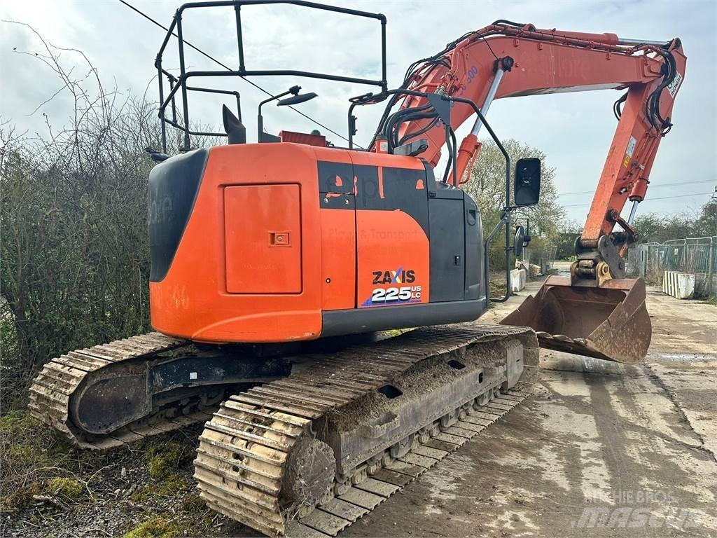 Hitachi ZX225USLC-6 Koparki gąsienicowe