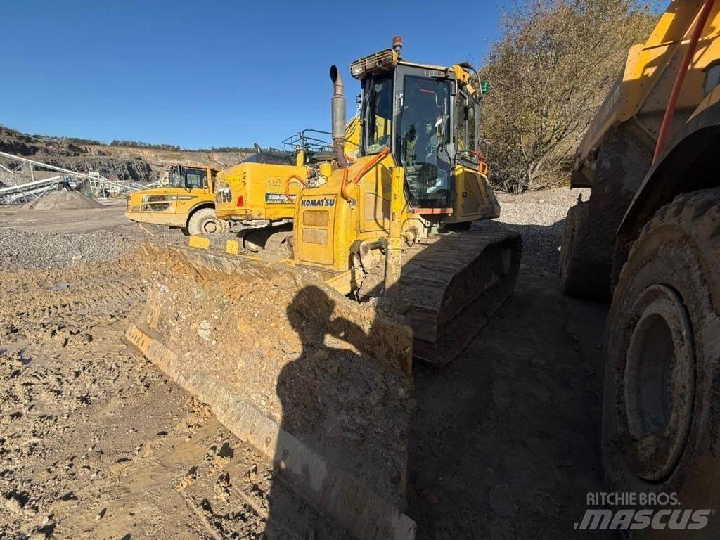 Komatsu D51PX Spycharki gąsienicowe