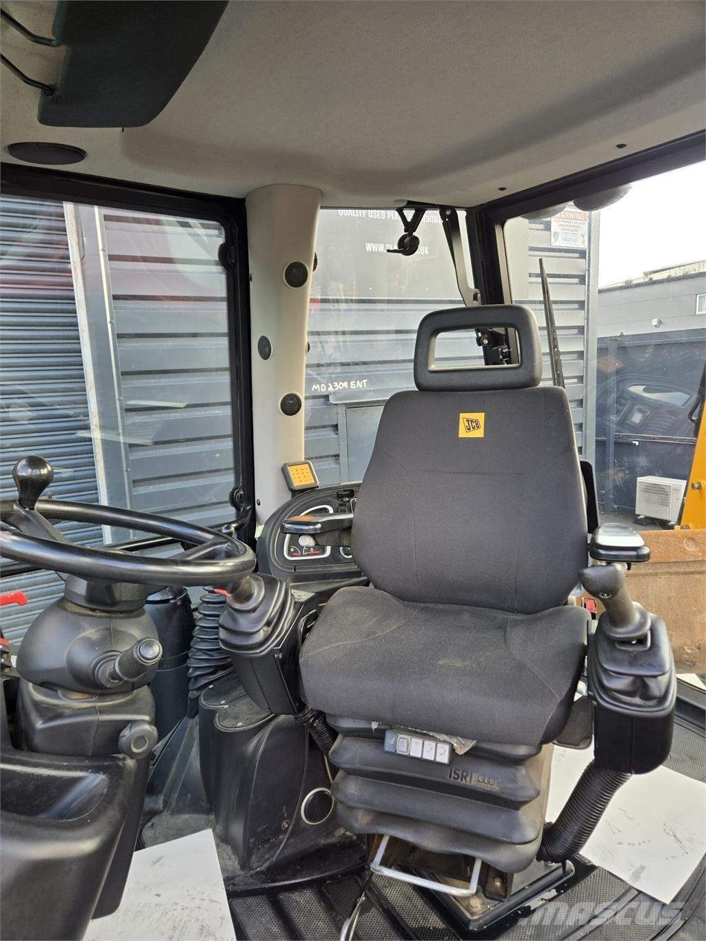 JCB 3CX Koparko-ładowarki