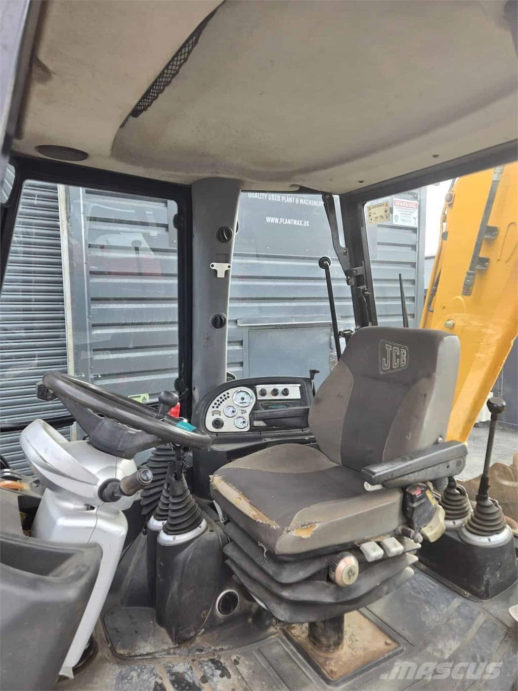 JCB 3CX Koparko-ładowarki