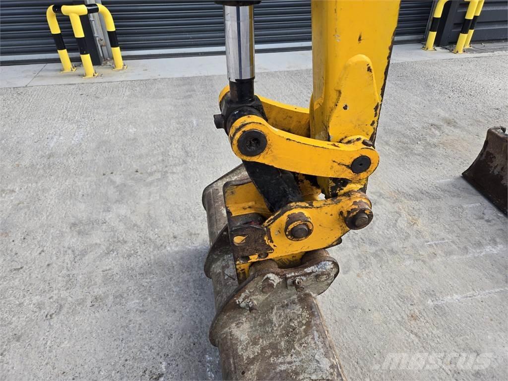 JCB 8030 Minikoparki